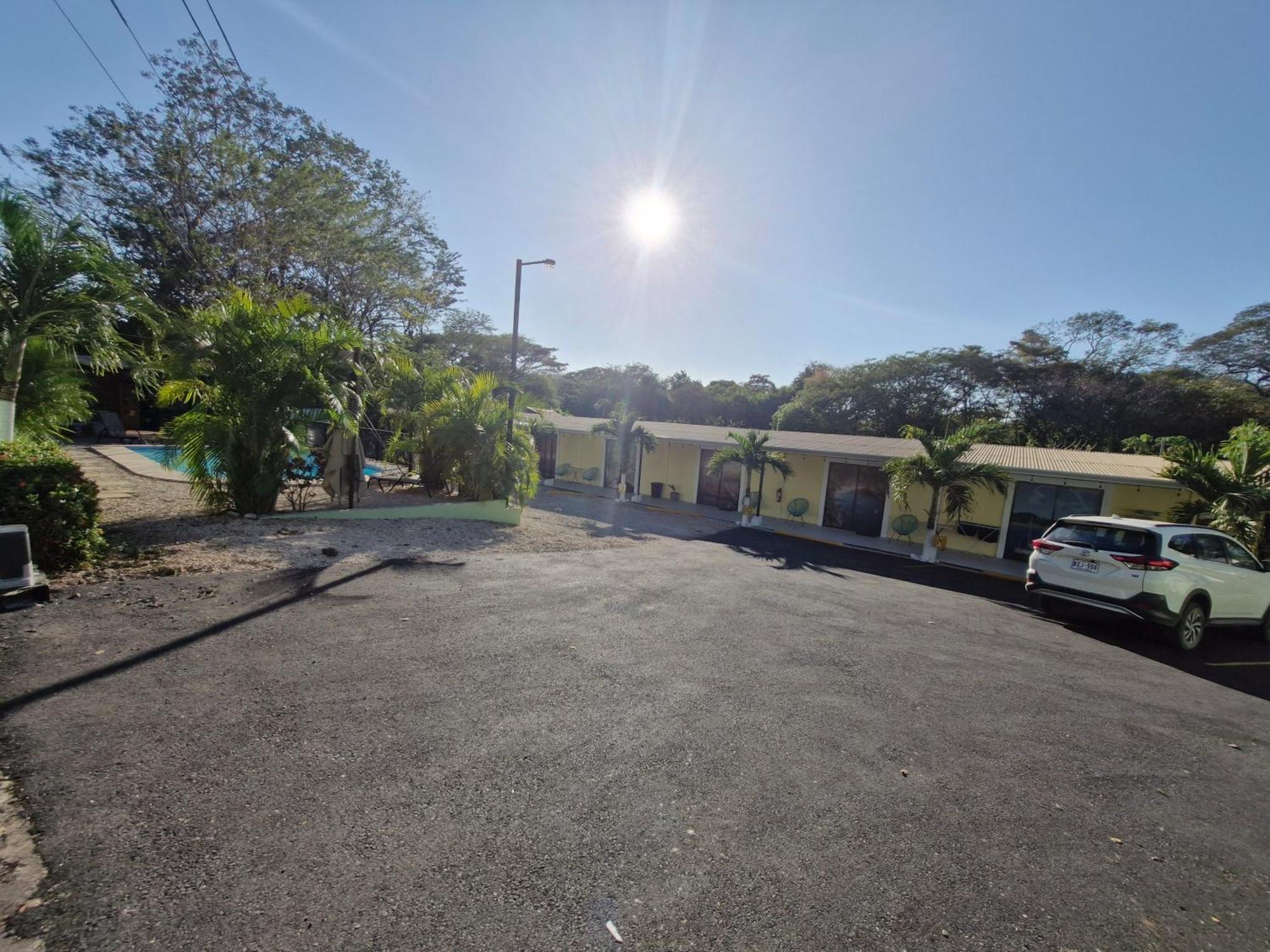 Hotel Carlota Tamarindo Exterior foto